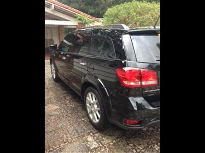 DODGE JOURNEY 3.6 RT V6 GASOLINA 4P AUTOMÁTICO DODGE JOURNEY 3.6 RT V6 GASOLINA 4P AUTOMÁTICO 2014/2015