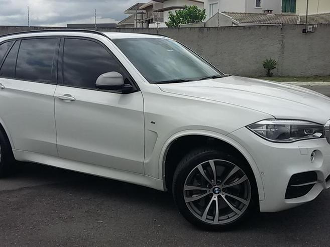 BMW X5 3.0 4X4 M50D I6 TURBO DIESEL 4P AUTOMÁTICO BMW X5 3.0 4X4 M50D I6 TURBO DIESEL 4P AUTOMÁTICO 2015/2016