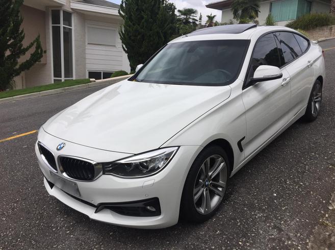 BMW 320i 2.0 GT SPORT 16V TURBO GASOLINA 4P AUTOMÁTICO BMW 320i 2.0 GT SPORT 16V TURBO GASOLINA 4P AUTOMÁTICO 2015/2015