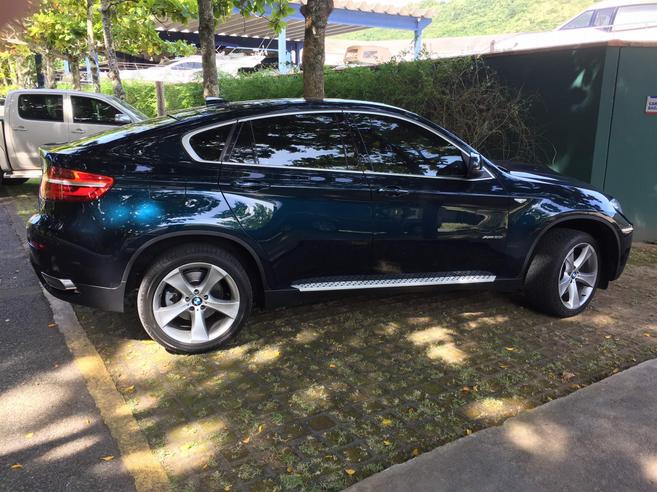 BMW X6 4.4 50I 4X4 COUPÉ 8 CILINDROS 32V BI-TURBO GASOLINA 4P AUTOMÁTICO BMW X6 4.4 50I 4X4 COUPÉ 8 CILINDROS 32V BI-TURBO GASOLINA 4P AUTOMÁTICO 2014/2014
