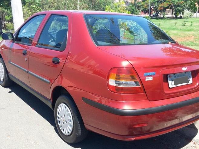 FIAT SIENA 1.0 MPI FIRE ELX 8V FLEX 4P MANUAL FIAT SIENA 1.0 MPI FIRE ELX 8V FLEX 4P MANUAL 2005/2006