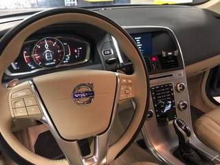 Volvo Xc60 2 4 D5 Momentum Diesel Awd 4p Autom 225 Tico