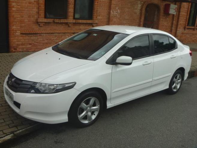 HONDA CITY 1.5 DX 16V FLEX 4P AUTOMÁTICO HONDA CITY 1.5 DX 16V FLEX 4P AUTOMÁTICO 2010/2011