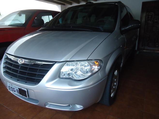 CHRYSLER GRAND CARAVAN 3.3 SE 4X2 V6 12V GASOLINA 4P AUTOMÁTICO CHRYSLER GRAND CARAVAN 3.3 SE 4X2 V6 12V GASOLINA 4P AUTOMÁTICO 2005/2005