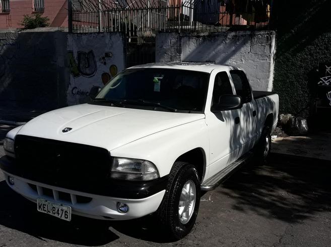 DODGE DAKOTA 2.5 SPORT 4X2 CD 8V TURBO DIESEL 4P MANUAL DODGE DAKOTA 2.5 SPORT 4X2 CD 8V TURBO DIESEL 4P MANUAL 2001/2001