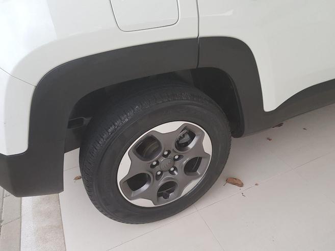 JEEP RENEGADE 1.8 16V FLEX SPORT 4P AUTOMÁTICO JEEP RENEGADE 1.8 16V FLEX SPORT 4P AUTOMÁTICO 2016/2016