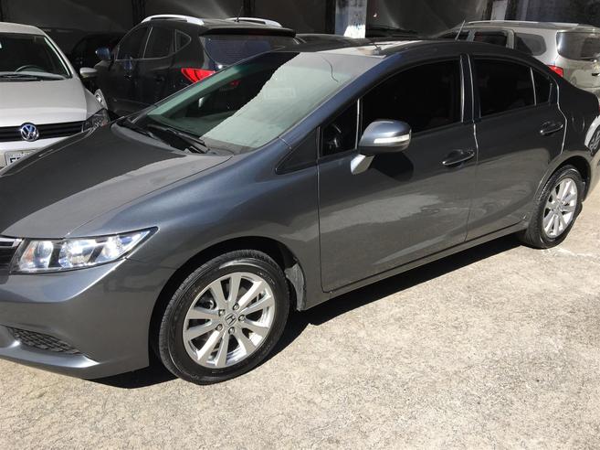 HONDA CIVIC 1.8 LXL 16V FLEX 4P AUTOMÁTICO HONDA CIVIC 1.8 LXL 16V FLEX 4P AUTOMÁTICO 2012/2012