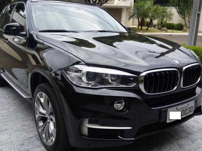 BMW X5 3.0 4X4 30D I6 TURBO DIESEL 4P AUTOMÁTICO BMW X5 3.0 4X4 30D I6 TURBO DIESEL 4P AUTOMÁTICO 2016/2017