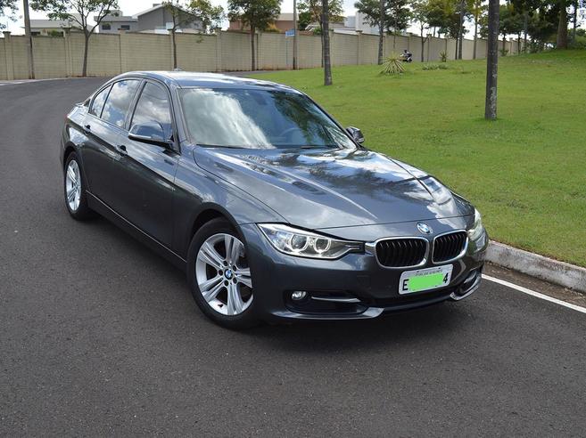 BMW 320i 2.0 SPORT GP 16V TURBO GASOLINA 4P AUTOMÁTICO BMW 320i 2.0 SPORT GP 16V TURBO GASOLINA 4P AUTOMÁTICO 2013/2013