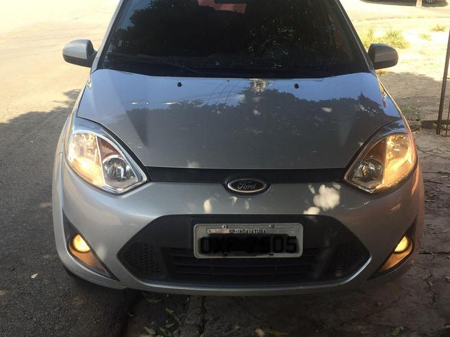 FORD FIESTA 1.0 ROCAM SE PLUS 8V FLEX 4P MANUAL FORD FIESTA 1.0 ROCAM SE PLUS 8V FLEX 4P MANUAL 2014/2014