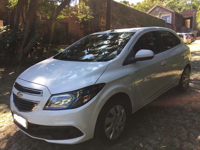 CHEVROLET ONIX 1.4 MPFI LT 8V FLEX 4P MANUAL CHEVROLET ONIX 1.4 MPFI LT 8V FLEX 4P MANUAL 2013/2014