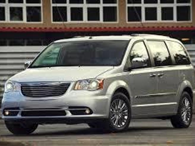 CHRYSLER TOWN & COUNTRY 3.6 LIMITED V6 24V GASOLINA 4P AUTOMÁTICO CHRYSLER TOWN & COUNTRY 3.6 LIMITED V6 24V GASOLINA 4P AUTOMÁTICO 2011/2012