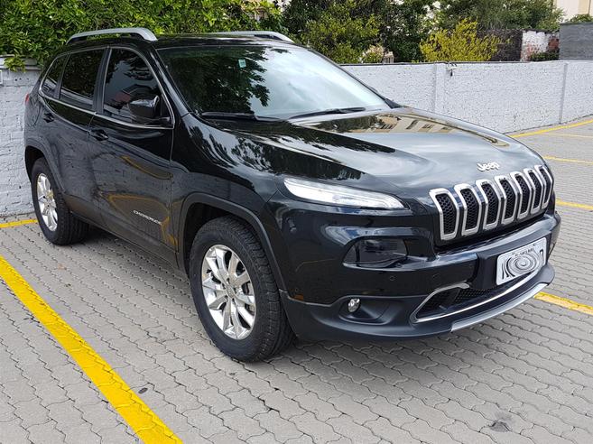 JEEP CHEROKEE 3.2 LIMITED 4X4 V6 24V GASOLINA 4P AUTOMÁTICO JEEP CHEROKEE 3.2 LIMITED 4X4 V6 24V GASOLINA 4P AUTOMÁTICO 2015/2015