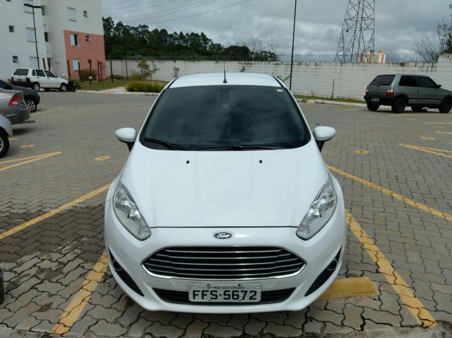 FORD FIESTA 1.6 TITANIUM HATCH 16V FLEX 4P MANUAL FORD FIESTA 1.6 TITANIUM HATCH 16V FLEX 4P MANUAL 2013/2014