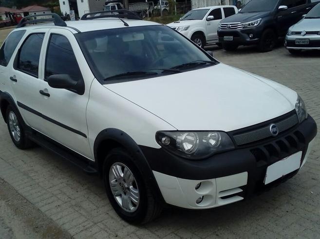 FIAT PALIO 1.8 MPI ADVENTURE WEEKEND 8V FLEX 4P MANUAL FIAT PALIO 1.8 MPI ADVENTURE WEEKEND 8V FLEX 4P MANUAL 2005/2006