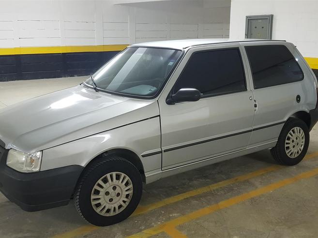 FIAT UNO 1.0 MPI MILLE FIRE 8V FLEX 2P MANUAL FIAT UNO 1.0 MPI MILLE FIRE 8V FLEX 2P MANUAL 2005/2006