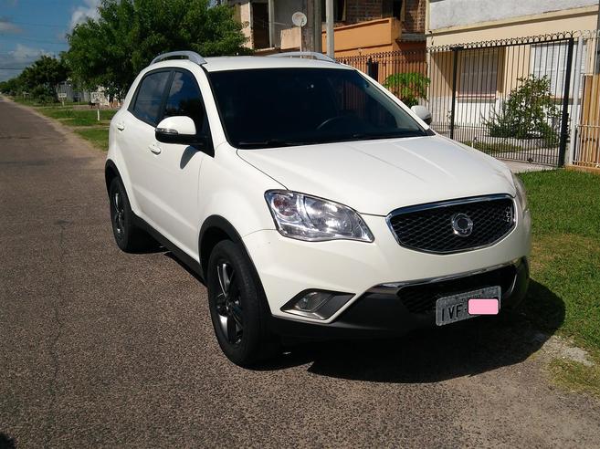 SSANGYONG KORANDO 2.0 GL 4X4 16V TURBO DIESEL 4P AUTOMÁTICO SSANGYONG KORANDO 2.0 GL 4X4 16V TURBO DIESEL 4P AUTOMÁTICO 2011/2012