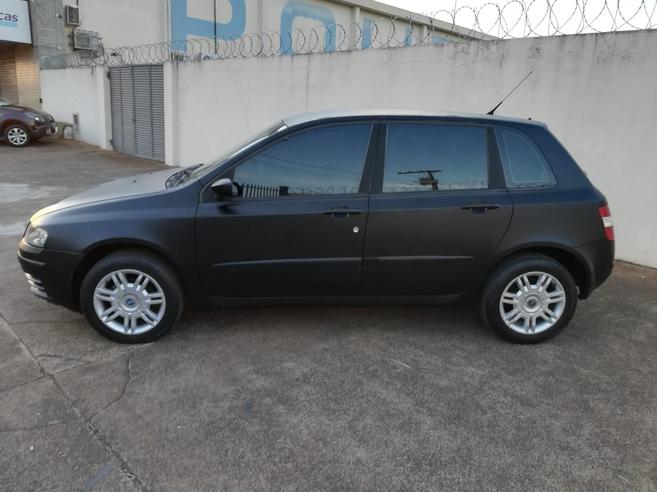 FIAT STILO 1.8 MPI 8V FLEX 4P MANUAL FIAT STILO 1.8 MPI 8V FLEX 4P MANUAL 2005/2006