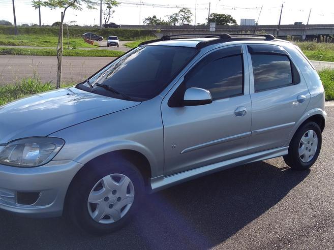 CHEVROLET CELTA 1.0 MPFI LT 8V FLEX 4P MANUAL CHEVROLET CELTA 1.0 MPFI LT 8V FLEX 4P MANUAL 2011/2012