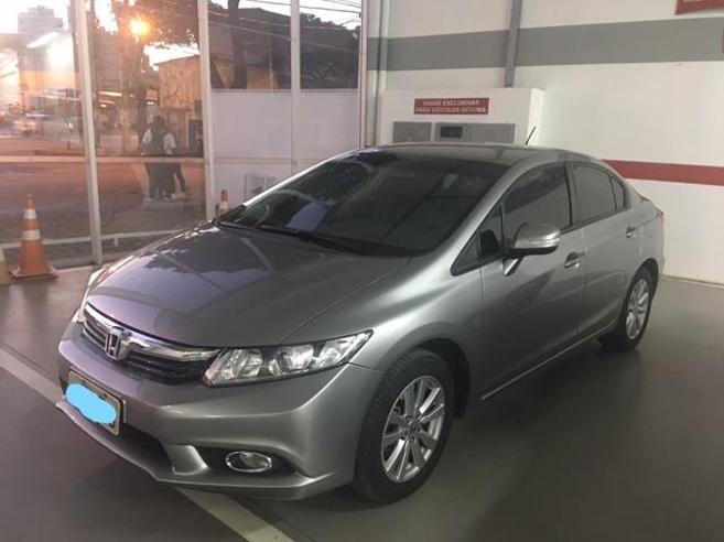 HONDA CIVIC 2.0 LXR 16V FLEX 4P AUTOMÁTICO HONDA CIVIC 2.0 LXR 16V FLEX 4P AUTOMÁTICO 2013/2014