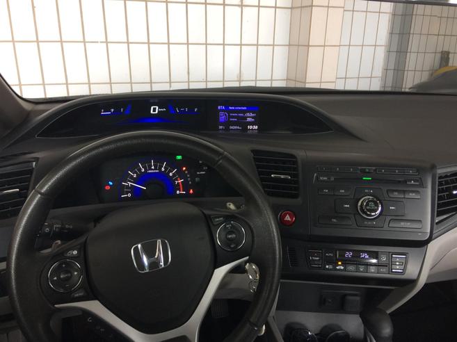 HONDA CIVIC 2.0 LXR 16V FLEX 4P AUTOMÁTICO HONDA CIVIC 2.0 LXR 16V FLEX 4P AUTOMÁTICO 2015/2016