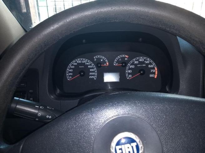 FIAT PALIO 1.8 MPI HLX 8V FLEX 4P MANUAL FIAT PALIO 1.8 MPI HLX 8V FLEX 4P MANUAL 2005/2005