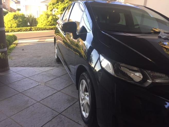 HONDA FIT 1.5 LX 16V FLEX 4P AUTOMÁTICO HONDA FIT 1.5 LX 16V FLEX 4P AUTOMÁTICO 2016/2017