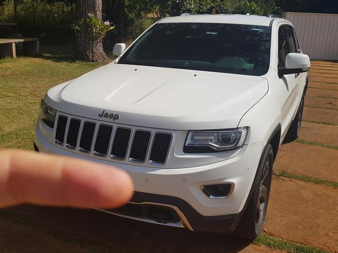 JEEP GRAND CHEROKEE 3.6 LIMITED 4X4 V6 24V GASOLINA 4P AUTOMATICO JEEP GRAND CHEROKEE 3.6 LIMITED 4X4 V6 24V GASOLINA 4P AUTOMATICO 2014/2015