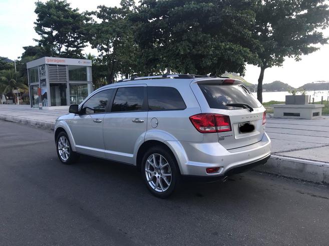 DODGE JOURNEY 3.6 RT V6 GASOLINA 4P AUTOMÁTICO DODGE JOURNEY 3.6 RT V6 GASOLINA 4P AUTOMÁTICO 2014/2014