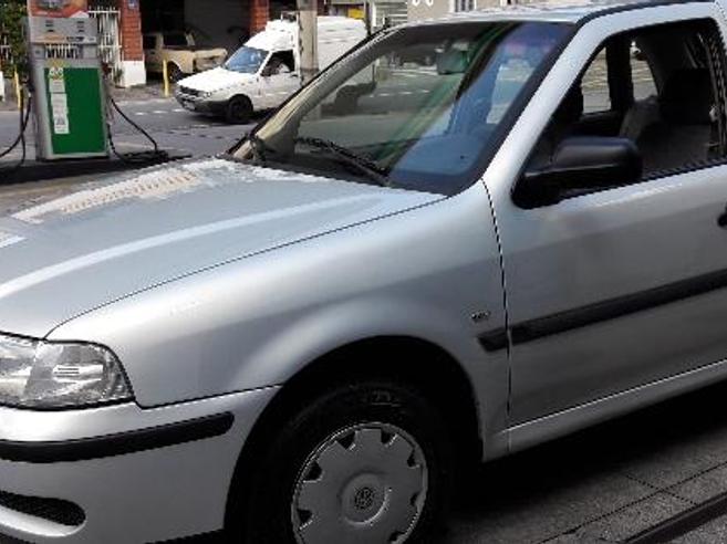 VOLKSWAGEN GOL 1.0 MI 16V GASOLINA 4P MANUAL G.III VOLKSWAGEN GOL 1.0 MI 16V GASOLINA 4P MANUAL G.III 2000/2000