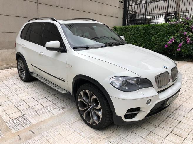 BMW X5 4.4 M V8 32V BI-TURBO GASOLINA 4P AUTOMATICO BMW X5 4.4 M V8 32V BI-TURBO GASOLINA 4P AUTOMATICO 2010/2011