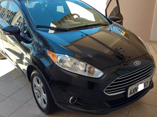 FORD FIESTA 1.6 SE SEDAN 16V FLEX 4P POWERSHIFT FORD FIESTA 1.6 SE SEDAN 16V FLEX 4P POWERSHIFT 2013/2014