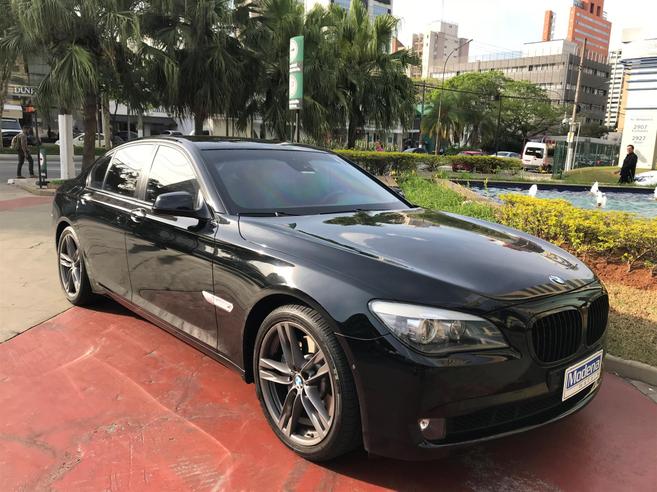 BMW 750i 4.4 UNIQUE SEDAN V8 32V GASOLINA 4P AUTOMÁTICO BMW 750i 4.4 UNIQUE SEDAN V8 32V GASOLINA 4P AUTOMÁTICO 2010/2010