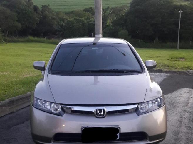 HONDA CIVIC 1.8 LXS 16V GASOLINA 4P AUTOMÁTICO HONDA CIVIC 1.8 LXS 16V GASOLINA 4P AUTOMÁTICO 2007/2007