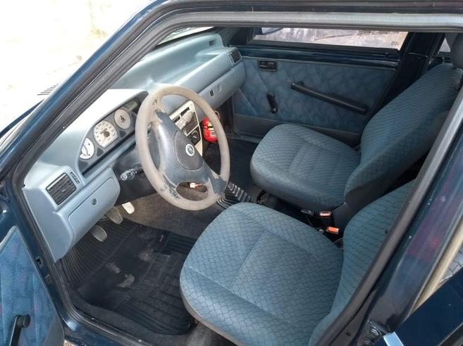 FIAT UNO 1.0 MPI MILLE FIRE 8V GASOLINA 4P MANUAL FIAT UNO 1.0 MPI MILLE FIRE 8V GASOLINA 4P MANUAL 2002/2002