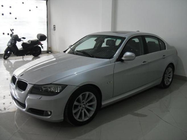 BMW 325i 2.5 SEDAN 24V GASOLINA 4P AUTOMÁTICO BMW 325i 2.5 SEDAN 24V GASOLINA 4P AUTOMÁTICO 2011/2012