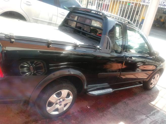 FIAT STRADA 1.4 MPI TREKKING CE 8V FLEX 2P MANUAL FIAT STRADA 1.4 MPI TREKKING CE 8V FLEX 2P MANUAL 2006/2007