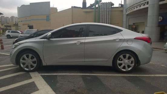 HYUNDAI-ELANTRA-2011