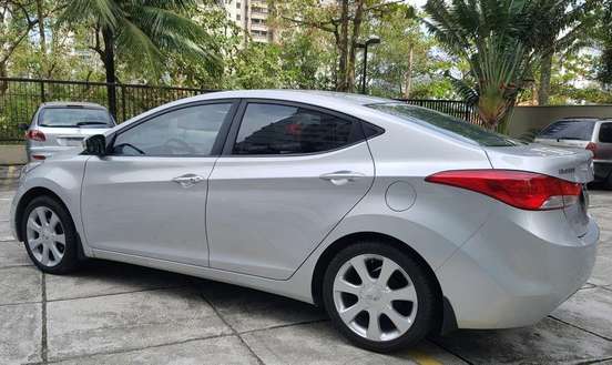 HYUNDAI-ELANTRA-1.8 GLS 16V GASOLINA 4P AUTOMÁTICO HYUNDAI-ELANTRA-2011
