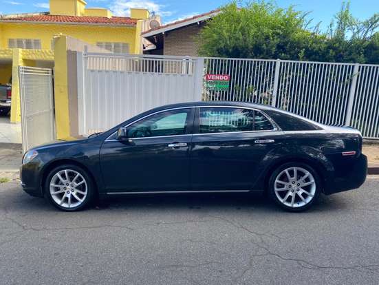 CHEVROLET-MALIBU-2010