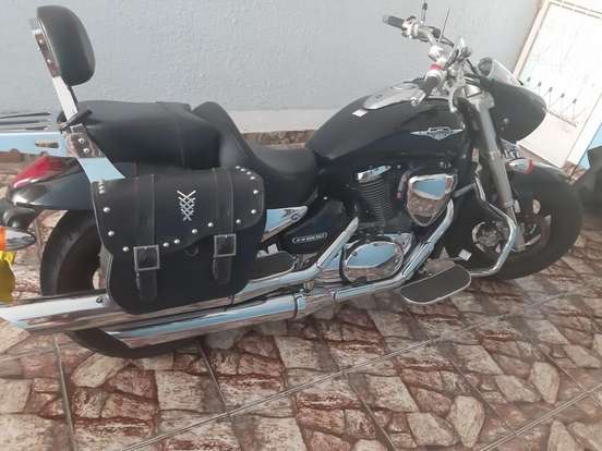 Suzuki boulevard m800