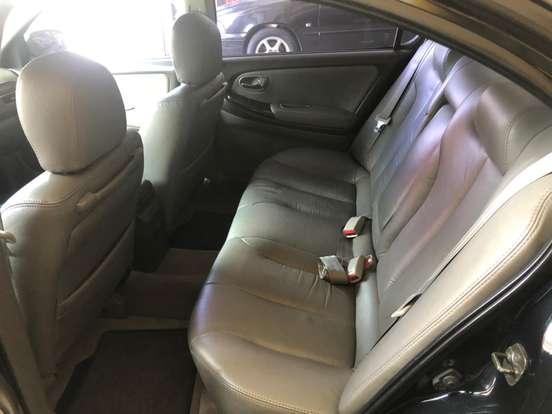 NISSAN-MAXIMA-2001