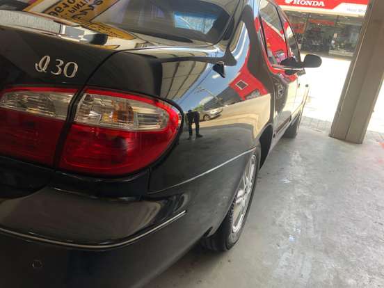 NISSAN-MAXIMA-2001