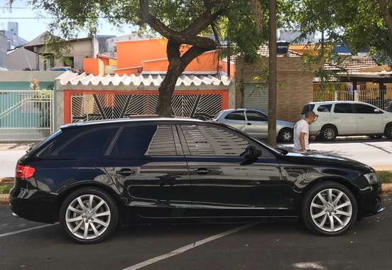 AUDI-A4-2013