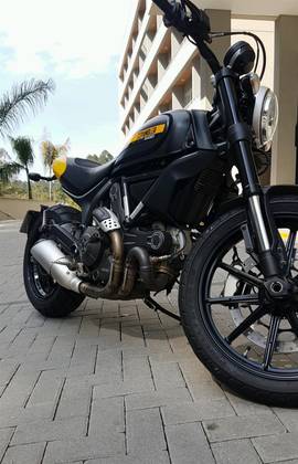 DUCATI SCRAMBLER FULL THROTTLE 