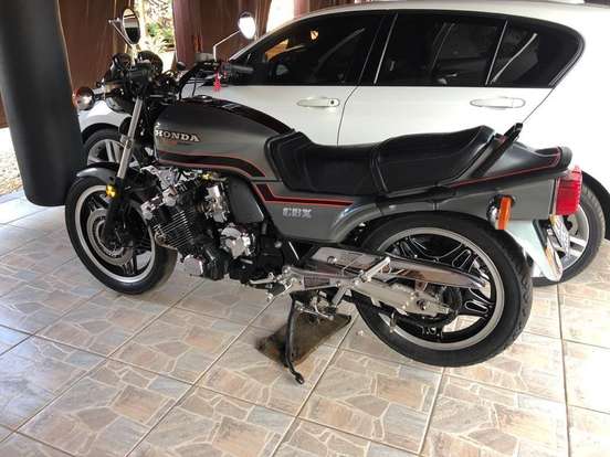 Honda cbx 1050