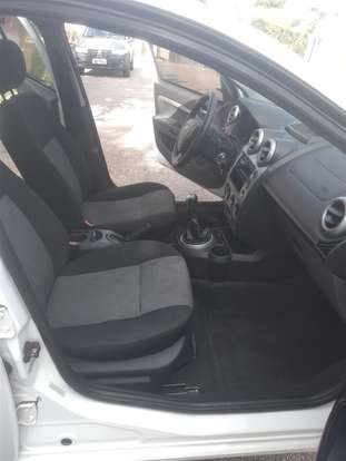 FORD-FIESTA-2014