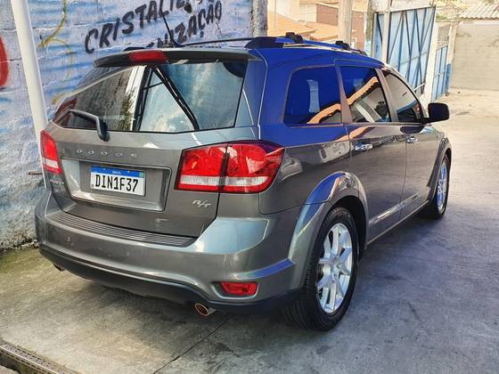 DODGE JOURNEY 3.6 RT V6 GASOLINA 4P AUTOMÁTICO