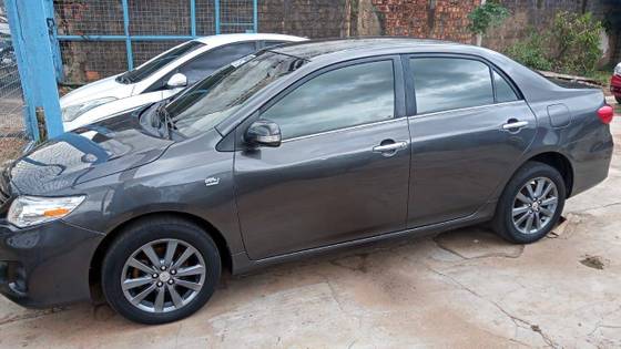 TOYOTA COROLLA 2.0 ALTIS 16V FLEX 4P AUTOMÁTICO