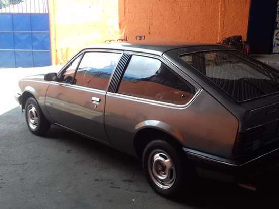 CHEVROLET-MONZA-1.6 HATCH 8V GASOLINA 2P MANUAL CHEVROLET-MONZA-1982